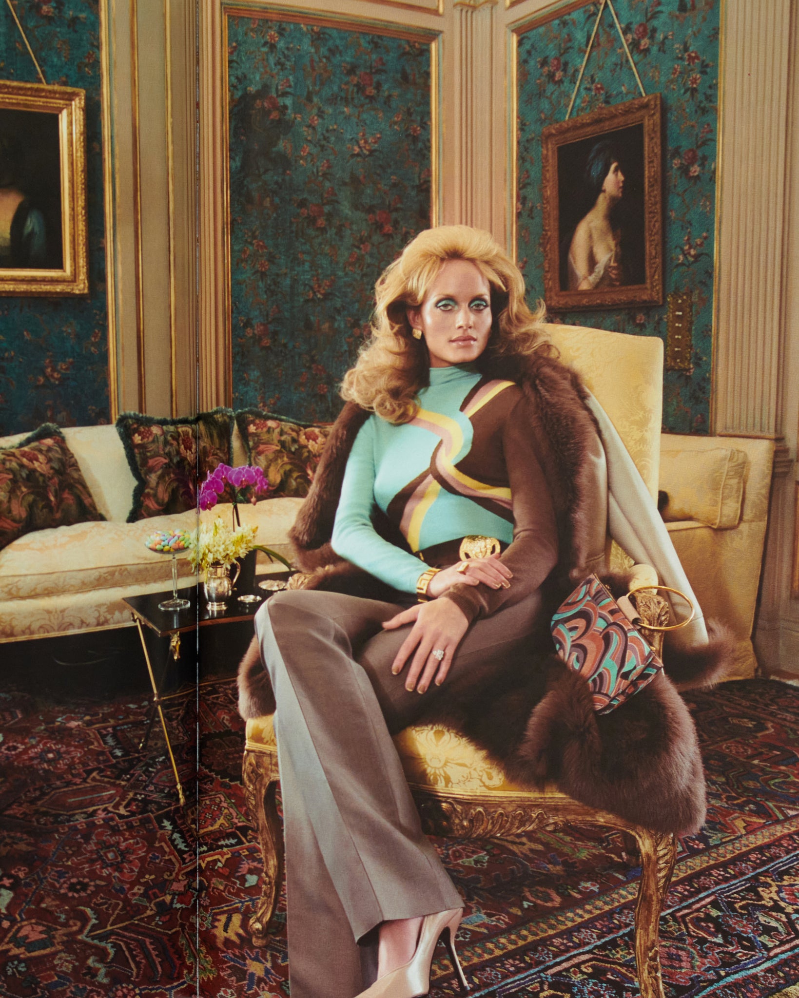 Four Days in LA: The Versace Collection<br>Steven Meisel [2001]